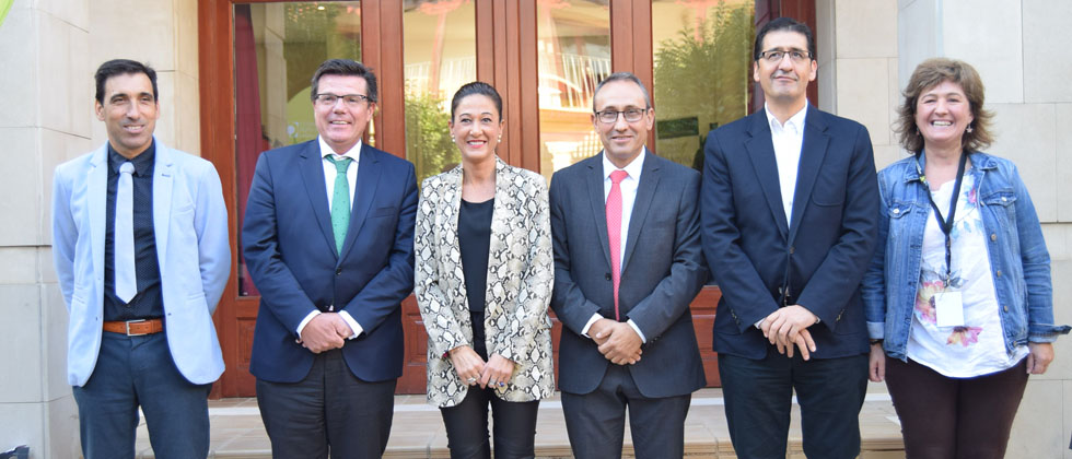 Foto grupo autoridades
