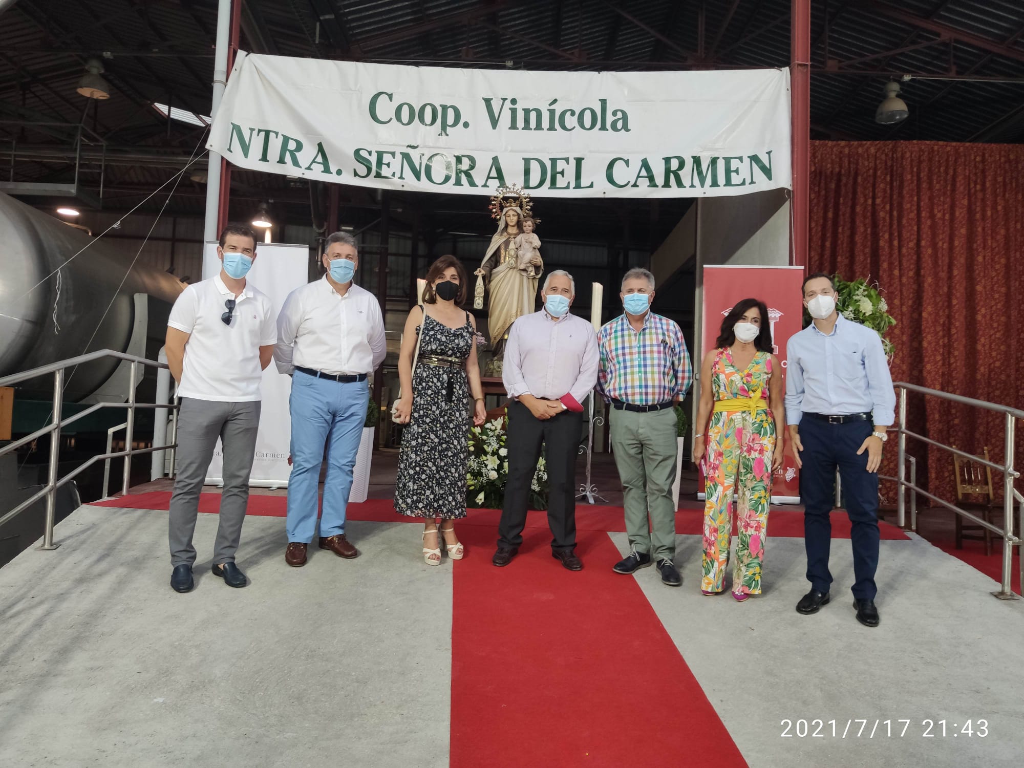 Nuestra Señora del Carmen de Miguel Esteban homenajea a las personas de la historia reciente de la cooperativa, que han hecho posible sus éxitos