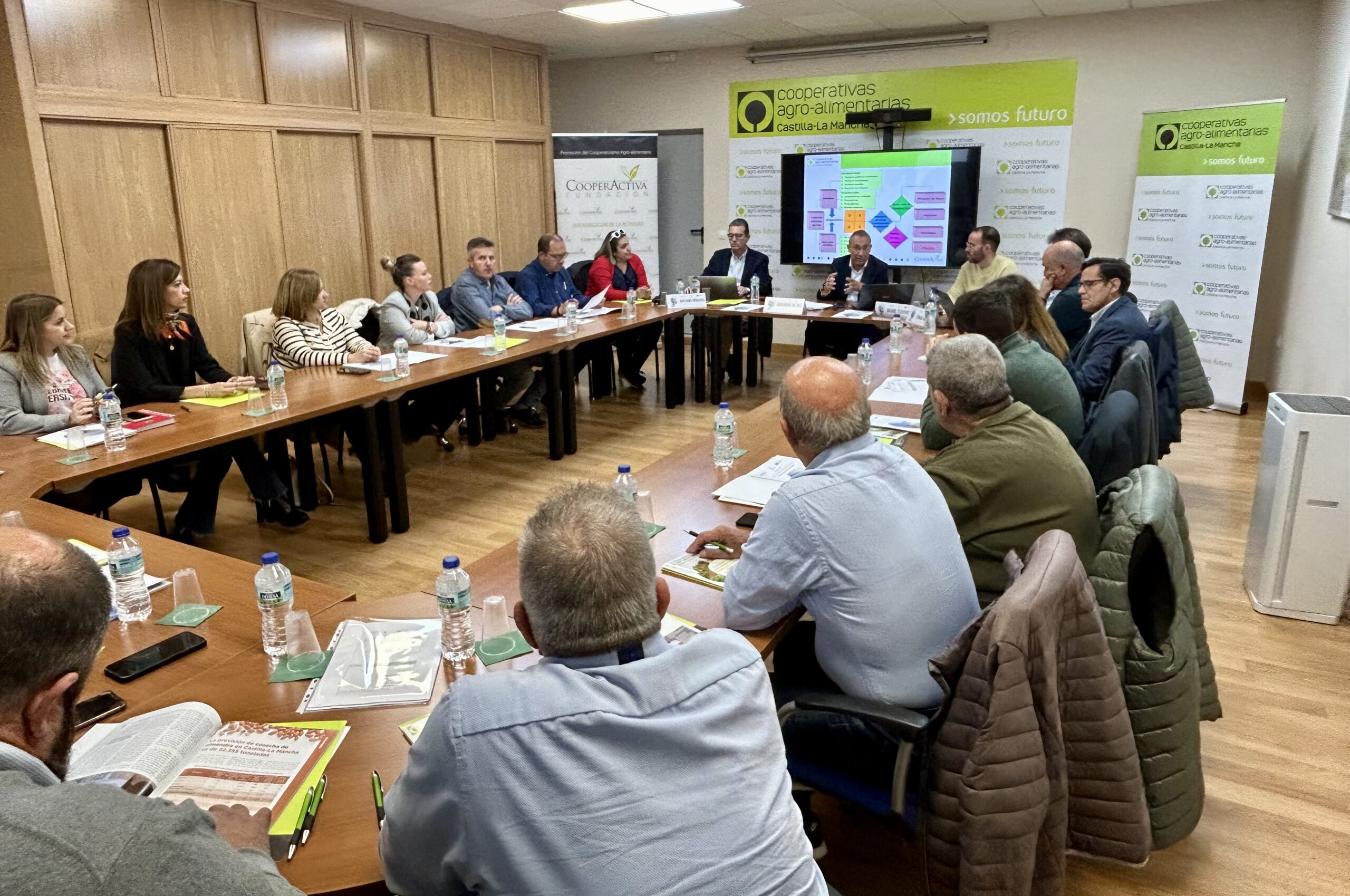 Cooperativas Agro-alimentarias Castilla-La Mancha impulsa el Plan Estratégico de Desarrollo Rural y Reto Demográfico con un seminario dirigido a cooperativas implantadas en pequeños municipios
