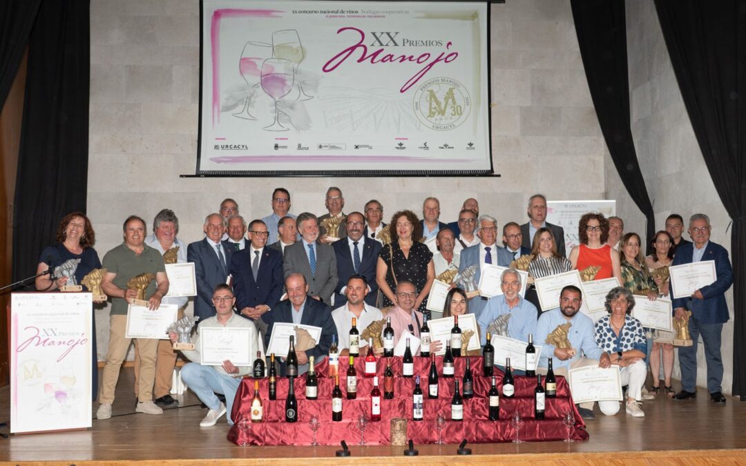 Los vinos de cooperativas de Castilla-La Mancha triunfan en los XX Premios Manojo con catorce vinos galardonados y dos de los tres Grandes Manojo